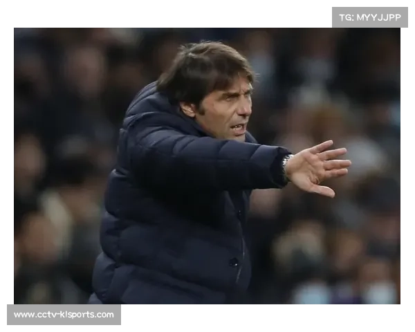 格里莫头球破门威科姆补时扳平 布莱克浦终结进球荒