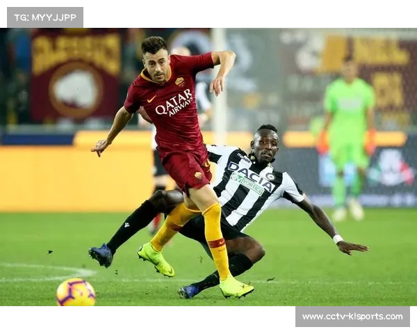 罗马球迷庆祝球队登顶，奥林匹克球场成欢乐海洋